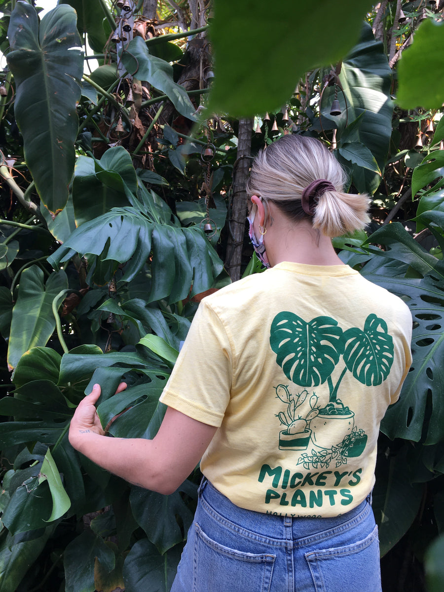 Fountain & Sycamore Monstera T-Shirt | Mickey Hargitay Plants